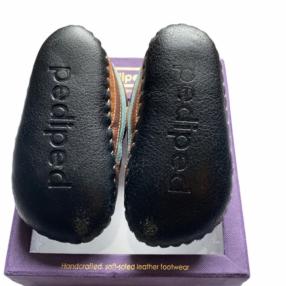 Pediped Handcrafted Leather Soft-sole Shoes - Picture 5 of 10